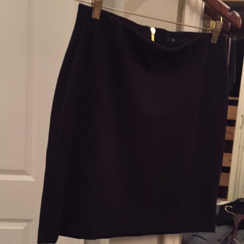 Black skirt with gold zipper